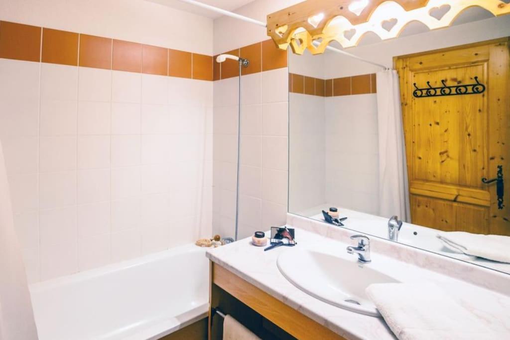 Appartement Rez-De-Chaussee, Cosy T3 4 A 6 Pers Avec Piscines Interieure & Exterieure A Samoens En Haute-Savoie Екстериор снимка